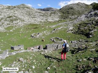 Recorriendo las majadas de Onís del Cornión