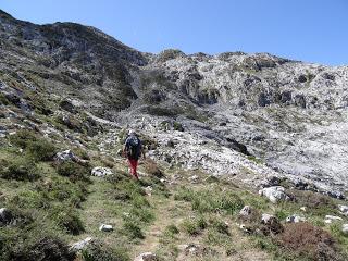 Recorriendo las majadas de Onís del Cornión