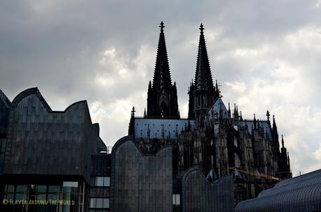 Otra vista de la catedral de Colonia