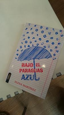 Presentación de «Bajo el paraguas azul» de Elena Martínez Presentación de «Bajo el paraguas azul» de Elena Martínez