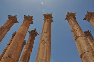 Columnas corintias del Templo de Artemisa en Jerash