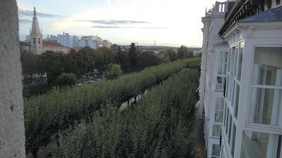 UNA VISITA A BURGOSCatedral de día y de nocheMoisés Cayet...
