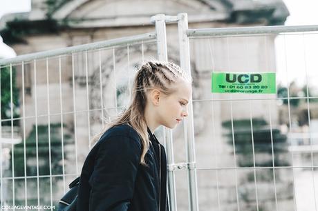 PFW-Paris_Fashion_Week-Spring_Summer_2016-Street_Style-Say_Cheese-Valentino_Spring_Summer_2016-Beauty-Braided_Topknot-6