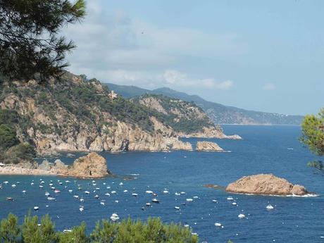 TRIP&CHIC: Tossa de Mar TRIP&CHIC: Tossa de Mar