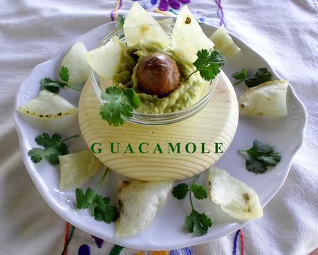 Guacamole & Totopos { Comida Mexicana }