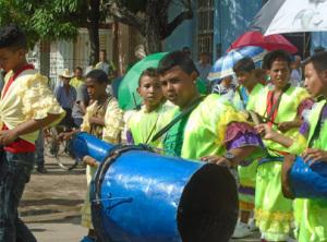 Comparsa en el Carnaval Infantil Guáimaro 2015.