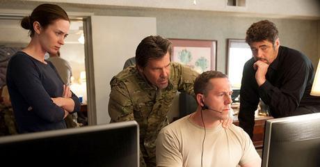 CRÍTICA SICARIO (2015) . POR MATÍAS EXEQUIEL OLMEDO