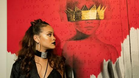 Rihanna da a conocer la portada de su nuevo disco
