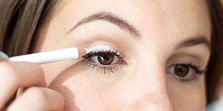 eyeliner-sombra-blanca