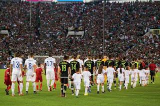 México derrota 3 a 2 a USA y califica a confederaciones Rusia 2017