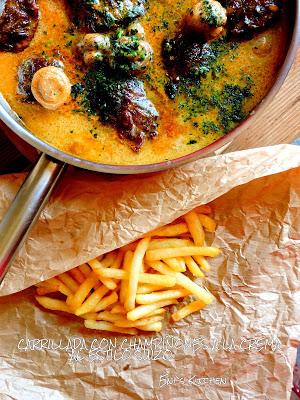 Carrillada de cerdo con champiñones a la crema al estilo Suizo