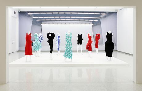 Kawakubo, Comme des Garçons, para Cunningham Dance Company.