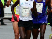 Dominio keniata alta participación maratón