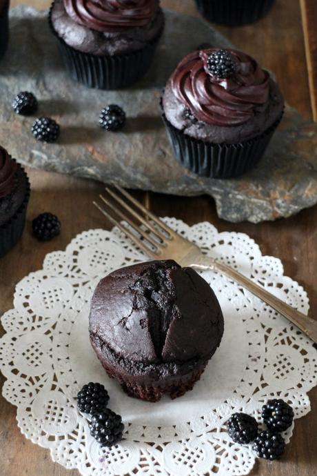 cupcakes-chocolate, moras, cupcakes-moras