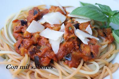 ESPAGUETIS CON BERENJENAS