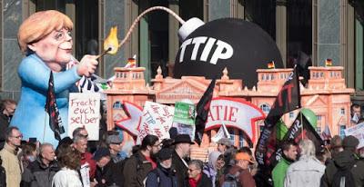 Protestas en Berlín contra el TTIP y su expolio a los trabajadores.