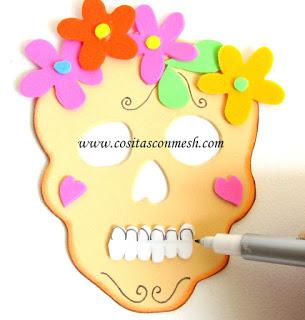 Cómo hacer calaveras y flores para día de muertos- Manualidades 