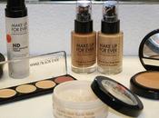 Eyeliner labios rojos