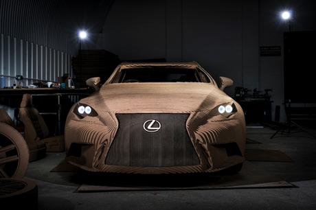 Lexus crea un coche hecho de cartón ¡y funciona!