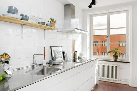 Una cocina 2 encimeras encimeras de madera encimeras de cocina cocinas nórdicas cocinas modernas cocinas blancas cemento pulido blog decoración nórdica blog decoracion interiores 