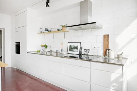 Una cocina 2 encimeras encimeras de madera encimeras de cocina cocinas nórdicas cocinas modernas cocinas blancas cemento pulido blog decoración nórdica blog decoracion interiores 