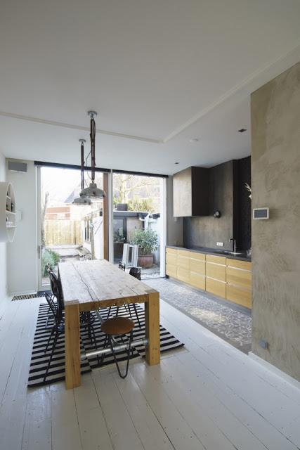 Vivienda de 1900 con diseño interior contemporáneo