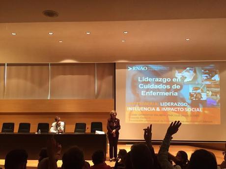 Momento del comienzo de la charla 