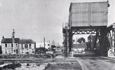 El primer café liberado de Francia