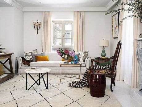 sofá blanco, tapizar, tela Osbosne & Litle, zona de estar, salón, decorar