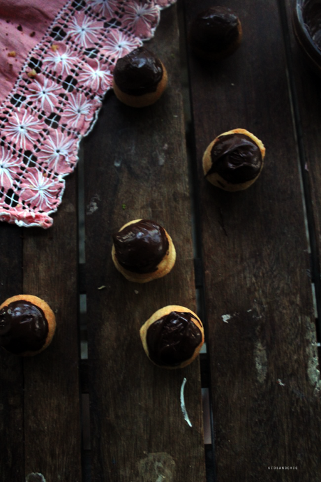 Bolitas de galletas y chocolate
