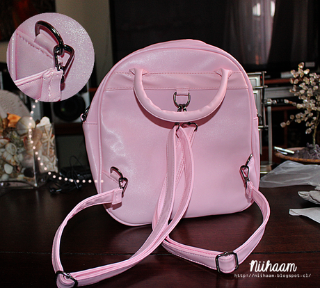 Review ~ Mochila con alas