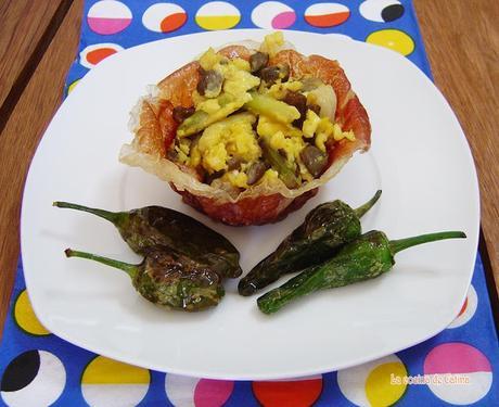 Tartaletas de jamón ibérico rellenas de revuelto de ajetes y setas