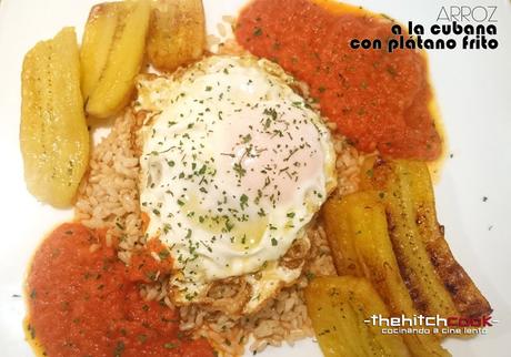 ARROZ A LA CUBANA CON PLÁTANO FRITO