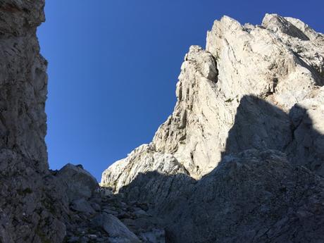 Senda de Camille. Etapa 4. De refugio de Linza al refugio de Gabardito