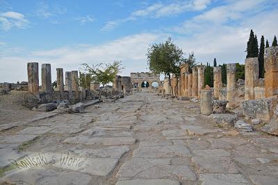 PAMUKALE - HIERAPOLIS Un capricho de la naturaleza.