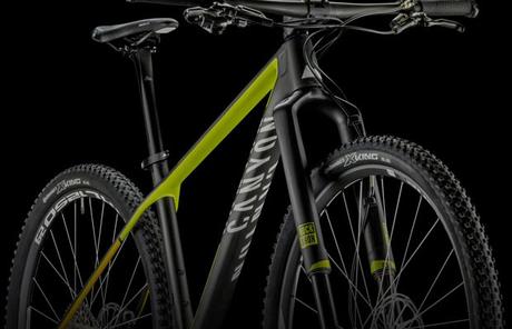 Nueva Canyon Exceed CF SLX