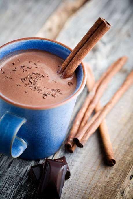 As the weather begins to cool down, warm up with this skinny recipe for Classic Hot Chocolate #skinnyms #drinks: 
