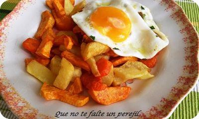 papas_zanahorias_bonitos_huevos-fritos