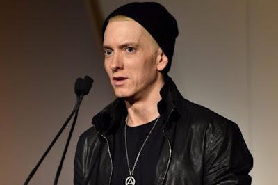 Eminem ya nos cumple, con su rap, 43 años
