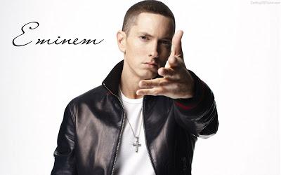 Eminem ya nos cumple, con su rap, 43 años