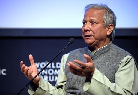 Yunus, premio Nobel de la Paz, fundó el Banco Grameen 