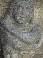 Santa Gwen, la Tres Tetas.