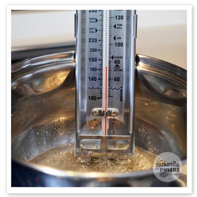 MACARONS DE FRAMBUESA / RASPBERRY MACARONS