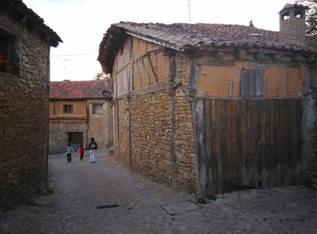 Una vuelta por Calatañazor, donde Almanzor perdió su tambor.