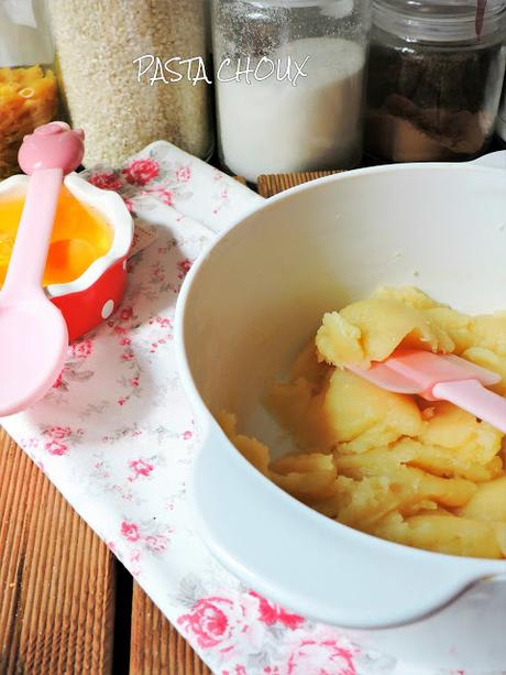 Crullers con chocolate y azucar y ¿como preparar pasta choux?