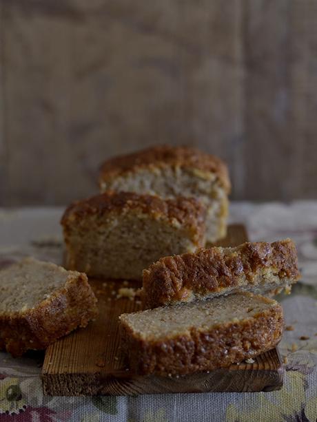 BIZCOCHO DE MANZANA Y CANELA (APPLE CINNAMON BREAD)