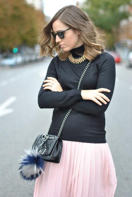 Pleated soft skirt