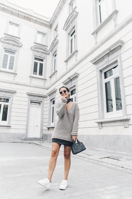 Calvin_Klein_Platinum_Sofie_Bag-Grey_Knit-Sneakers-Outfit-CK-Look_of_The_Day-Street_Style-Outfit-Bandana_Scarf-Apodemia_Necklace-55