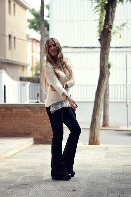 FLARED IN BLACK FLARED IN BLACK