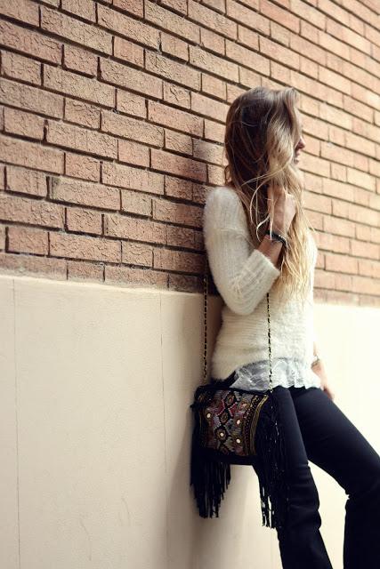 FLARED IN BLACK FLARED IN BLACK